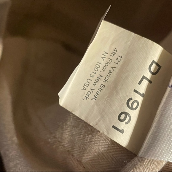 DL1961 Jake Khaki Shorts, Size 31, NWOT - Picture 6 of 6